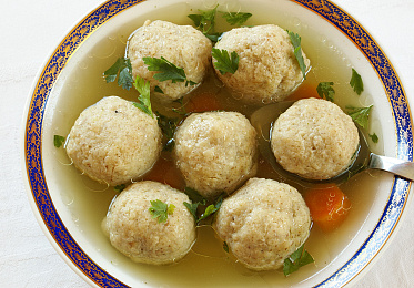 Суп с куриными фрикадельками